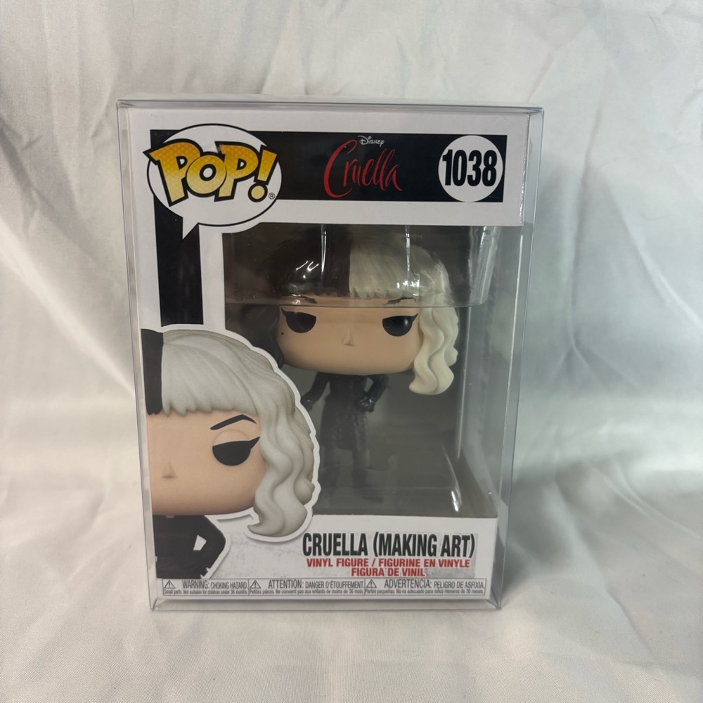 Disney - Cruella “Making Art” Funko
